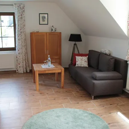 Gaestezimmer Gier Bed and Breakfast 3*