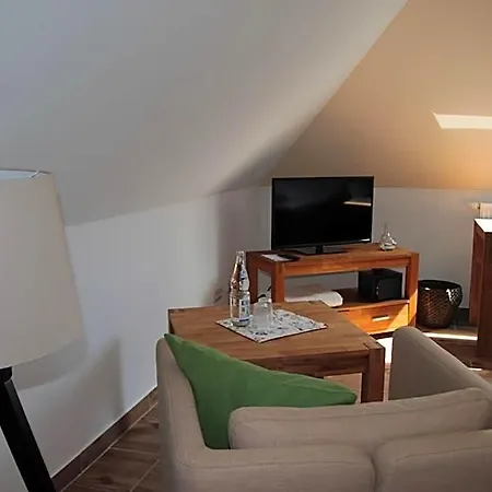 Bed and Breakfast Gaestezimmer Gier 3*