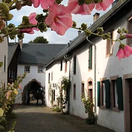 Bed and Breakfast Gaestezimmer Gier 3*