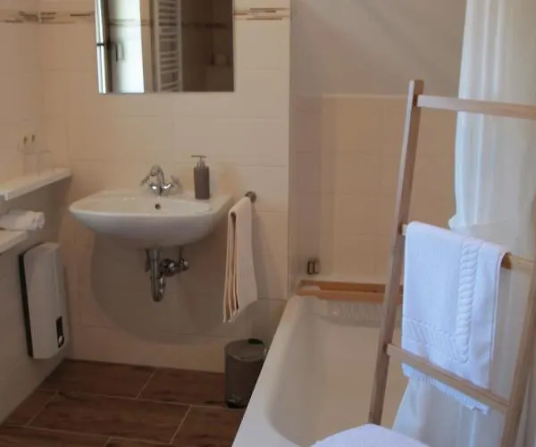 Gaestezimmer Gier Bed and breakfast 3*