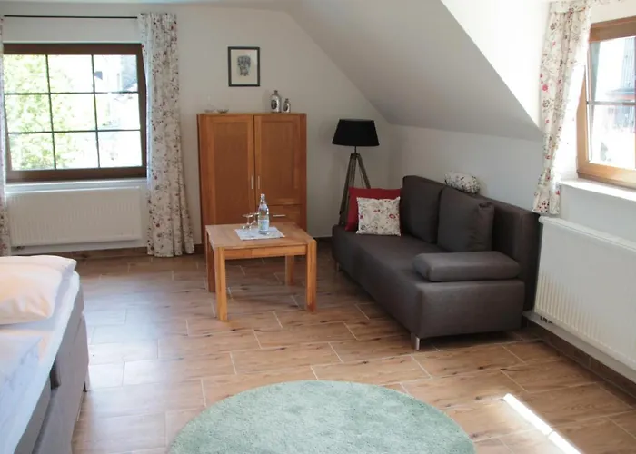 Gaestezimmer Gier Bed & Breakfast 3*