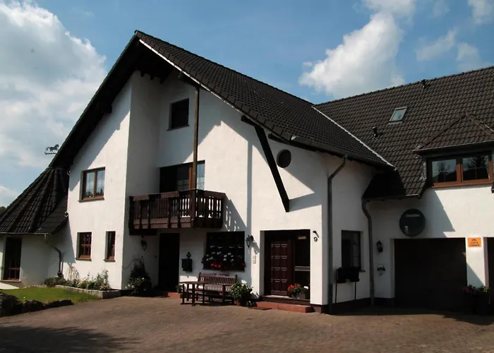 Gaestezimmer Gier Bed & Breakfast 3*